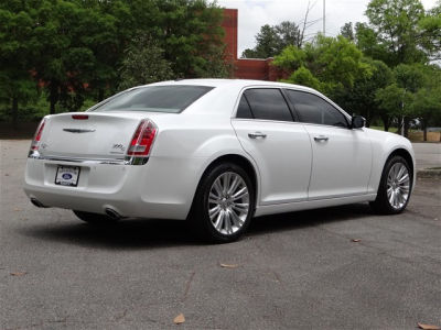 2011 Chrysler 300C  Base