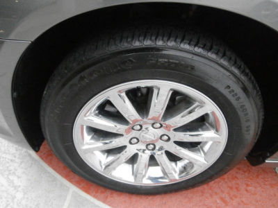 2012 Chrysler 300C  Base