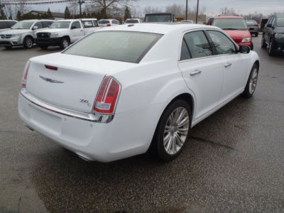 2011 Chrysler 300C  Base