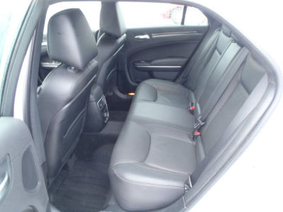 2011 Chrysler 300C  Base