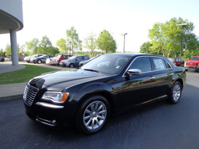 2013 Chrysler 300C  Base