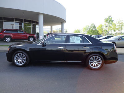 2013 Chrysler 300C  Base