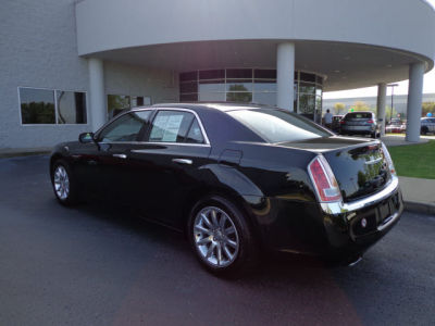 2013 Chrysler 300C  Base