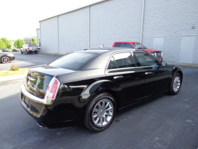 2013 Chrysler 300C  Base