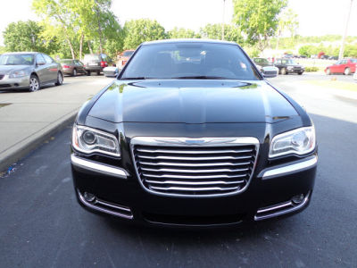 2013 Chrysler 300C  Base