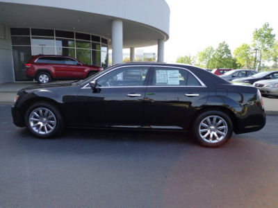 2013 Chrysler 300C  Base