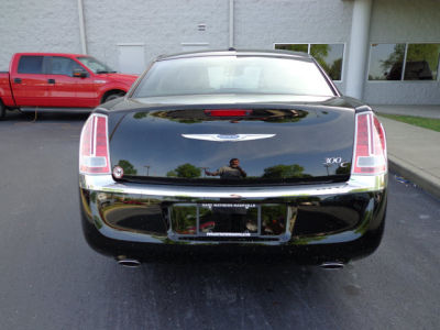 2013 Chrysler 300C  Base