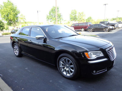 2013 Chrysler 300C  Base
