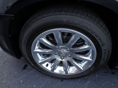 2013 Chrysler 300C  Base