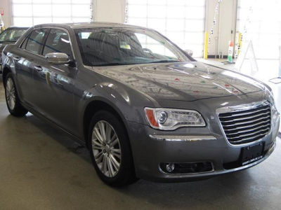 2011 Chrysler 300C  Base