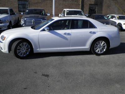 2011 Chrysler 300C  Base