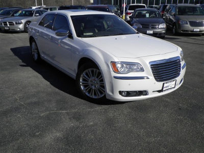 2011 Chrysler 300C  Base