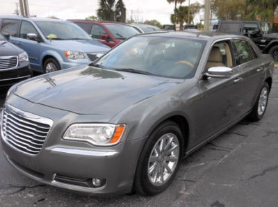 2012 Chrysler 300C