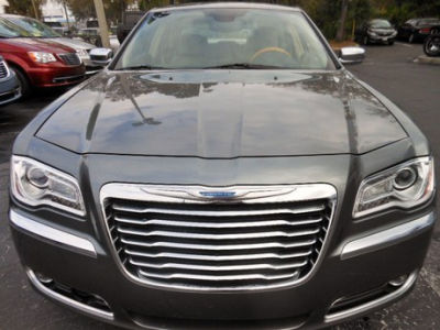 2012 Chrysler 300C