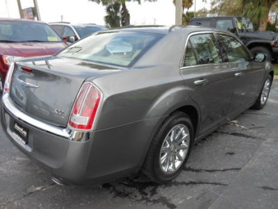 2012 Chrysler 300C