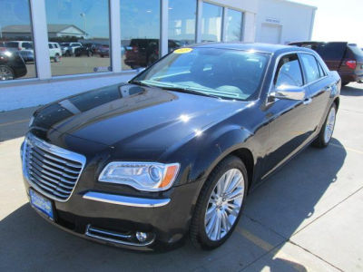 2013 Chrysler 300C  Base