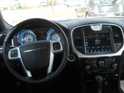 2012 Chrysler 300C