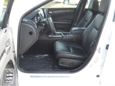 2012 Chrysler 300C