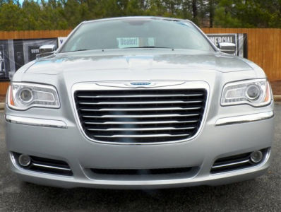 2012 Chrysler 300C  Luxury Series