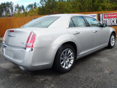 2012 Chrysler 300C  Luxury Series