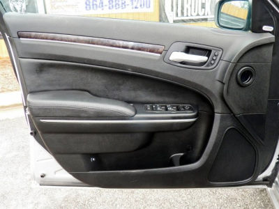 2012 Chrysler 300C  Luxury Series