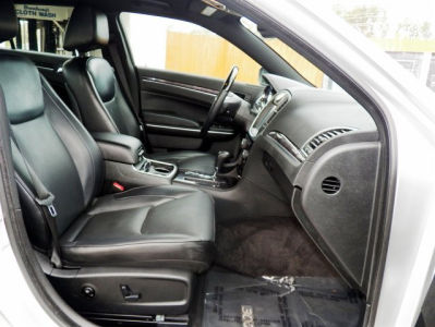 2012 Chrysler 300C  Luxury Series