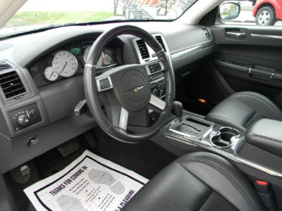 2010 Chrysler 300C  SRT-8