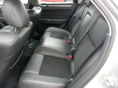 2010 Chrysler 300C  SRT-8