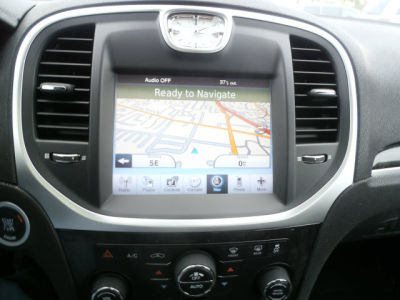 2011 Chrysler 300C  Base