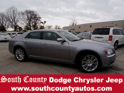 2011 Chrysler 300C  Base