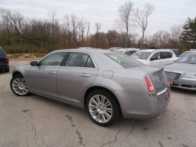 2011 Chrysler 300C  Base