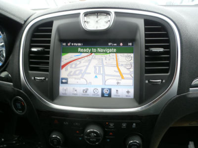 2011 Chrysler 300C  Base