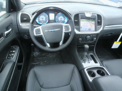 2011 Chrysler 300C  Base