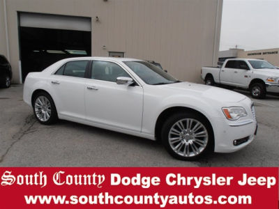 2011 Chrysler 300C  Base