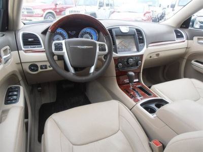 2011 Chrysler 300C  Base