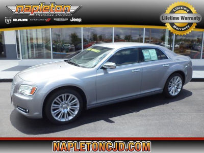 2011 Chrysler 300C  Base