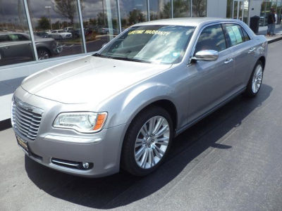 2011 Chrysler 300C  Base