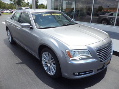 2011 Chrysler 300C  Base