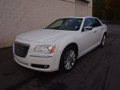 2011 Chrysler 300C  Base