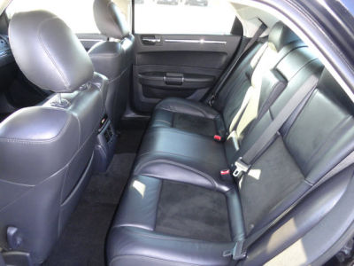 2010 Chrysler 300C  SRT-8