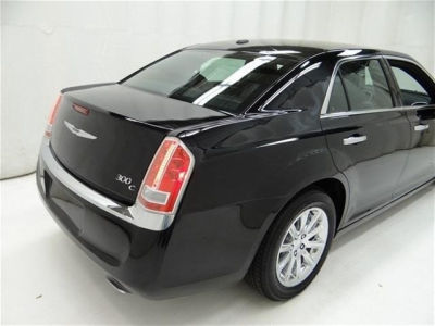2013 Chrysler 300C  Base