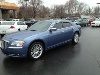 2011 Chrysler 300C  Base