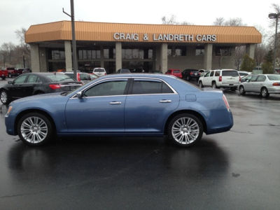 2011 Chrysler 300C  Base