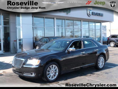 2011 Chrysler 300C  Base