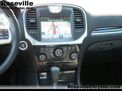 2011 Chrysler 300C  Base