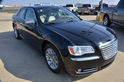 2012 Chrysler 300C  Base