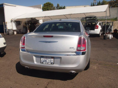 2012 Chrysler 300C