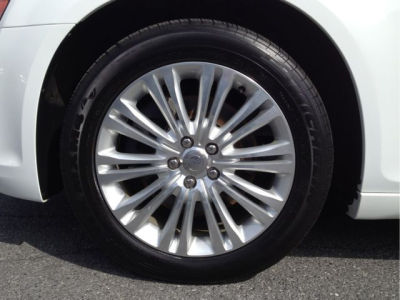 2013 Chrysler 300C  Base