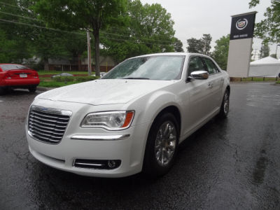 2012 Chrysler 300C  Base