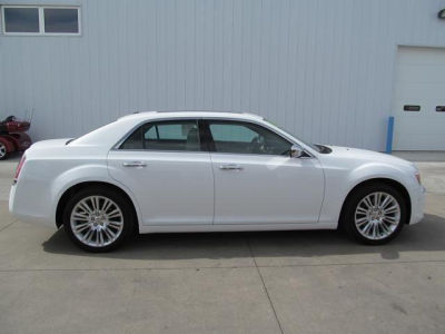 2011 Chrysler 300C  Base